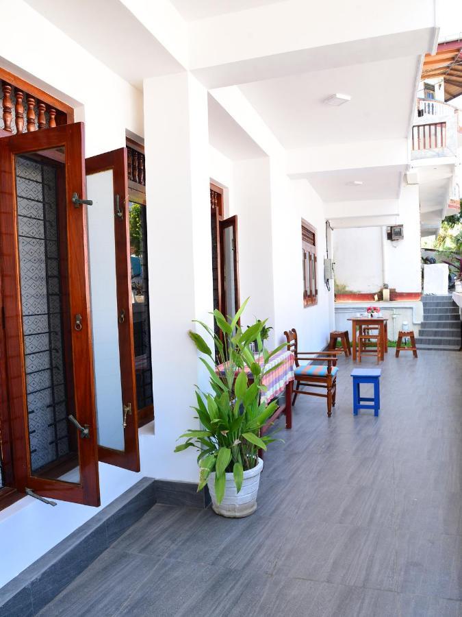 Happy Tuna Guesthouse Hikkaduwa Dış mekan fotoğraf